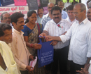 Shirva GP sensitize people to use cotton bags for shopping